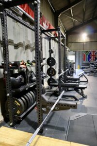 weights, bars, plates